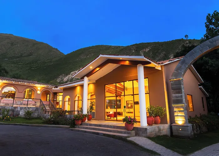 ホテル Inti Punku Valle Sagrado 4*